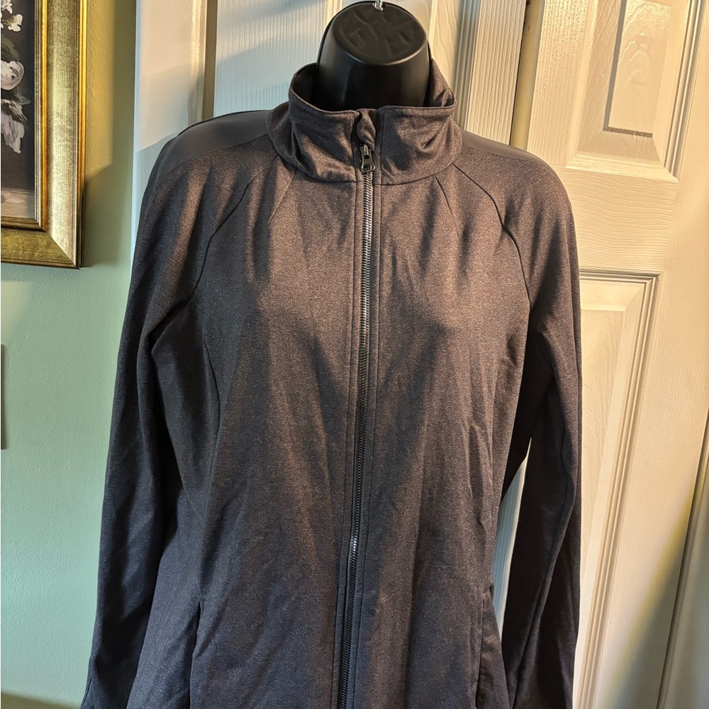 ALO Yoga Gray Utility Jacket with High Collar